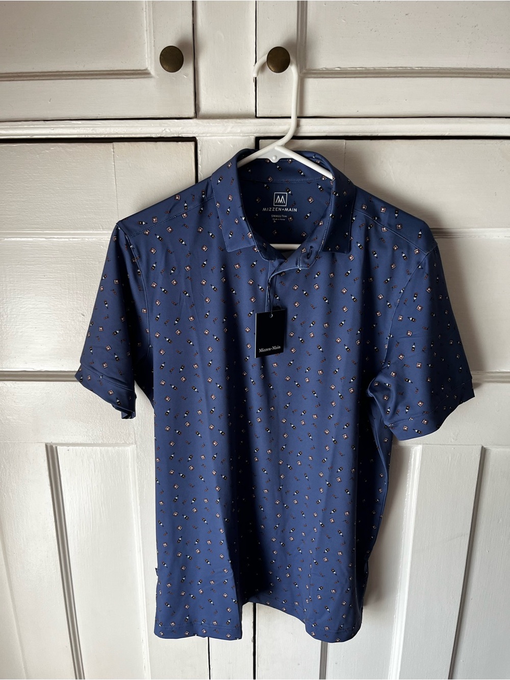 BNWT - Mizzen+Main “Whiskey & Cigar” Trim Navy Printed Polo - Men’s Size S